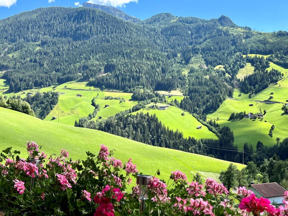 Landhaus Hoellwarth Zell am Ziller Exterior foto