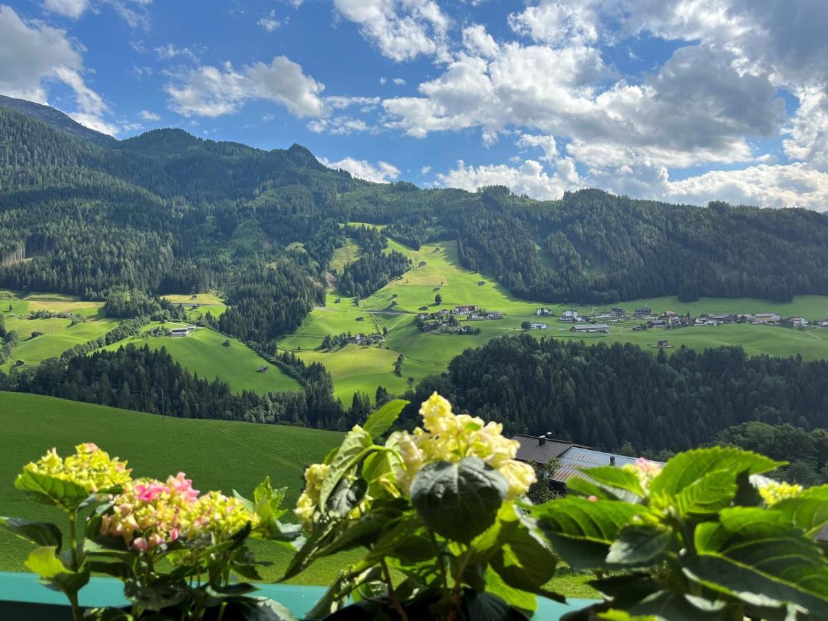 Landhaus Hoellwarth Zell am Ziller Exterior foto