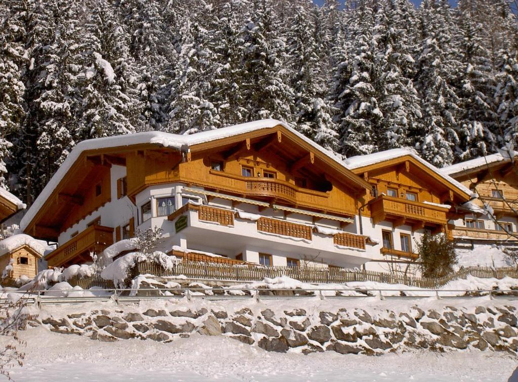 Landhaus Hoellwarth Zell am Ziller Exterior foto